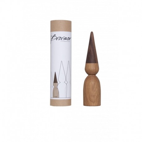 Nissepige og Nissedreng i Eg/Valdnød By Brorson Nissepige og Nissedreng i Eg/Valdnød By Brorson