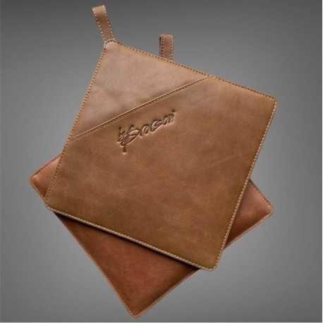 Grydelapper i cognac skind 19 x 19 cm