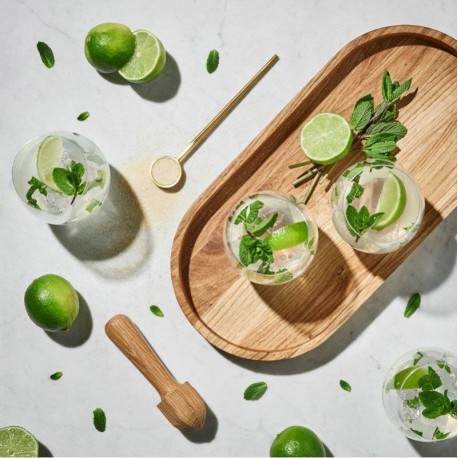 Stor oval træbakke i olieret eg Stor oval træbakke i olieret eg