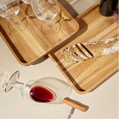 Stor serveringsbakke i Olieret Eg