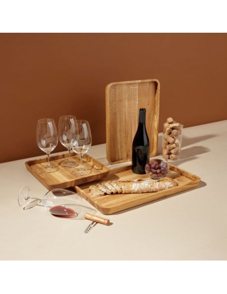 Stor serveringsbakke i Olieret Eg