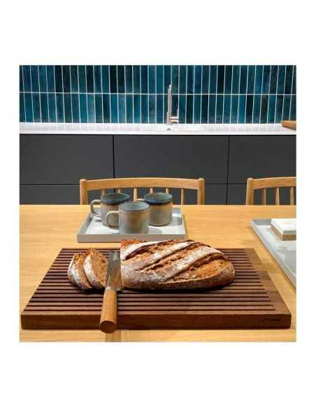 Skærebræt med riller i røget eg