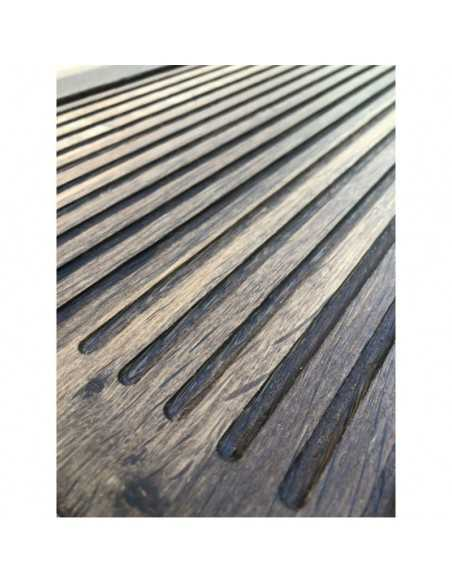 Skærebræt med riller i røget eg