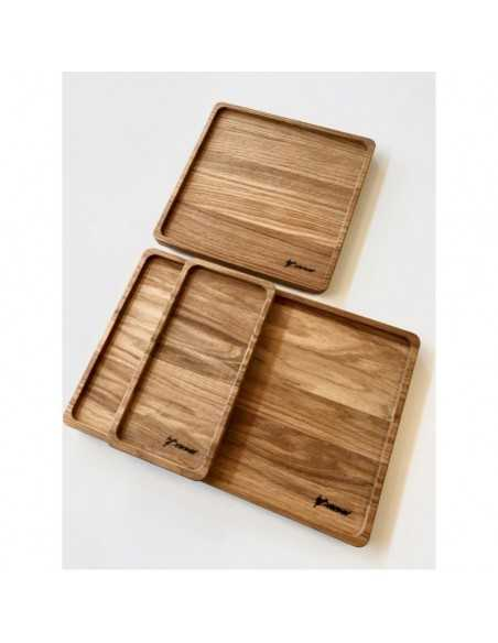 Mellem træbakke i røget eg