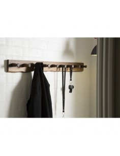 Knagerække i eg med 9 knager