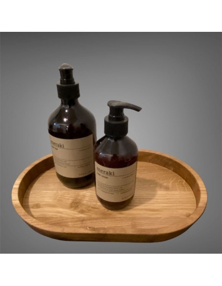 Lille oval træbakke i olieret eg