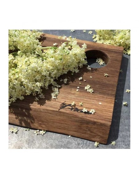 Tapasbræt med hul i - røget eg