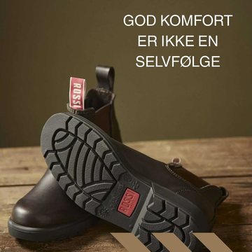 Fodtøj er ikke bare fodtøj 😊🙌🏻Når du vælger Rossi støvler 🥾 får du god komfort. Støvlerne er høje ved anklerne og er derved med til at undgå uforudsigelige vrid.Støvlerne er lette at få på via den kraftige strop bagpå 👌🏻 det skal være nemt og enkelt.Se de mange forskellige modeller på vores side.#rossi #rossiboots #rossistøvler #støvler #outdoorboots #ourdoor #chelsea #chelseaboots #arbejdsstøvler #australskestøvler #australskeboots
