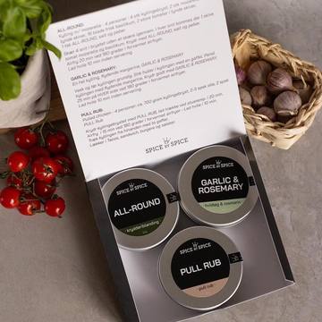 💫Slagterens Airfryer Kit med opskrifter fra Spice By Spice, er perfekt til dig der vil prøve noget nyt og udforske.Sætter består af 3 krydderier og tilhørende opskrifter, når du skal tilberede kylling 🤗Pris 180krhttps://vildtshop.dk/home/492-slagterens-airfryer-kit-spice-by-spice.html